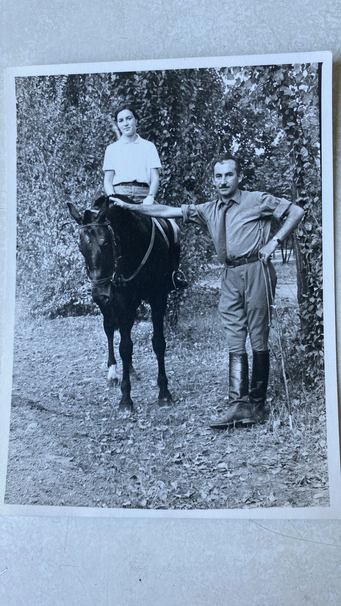 973 Antrenor Velicu - sportiv Mariana Moisei cu PIPĂRUȘ