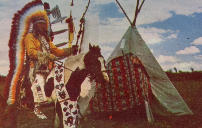 Indian Caughnawaga pe un cal Pinto